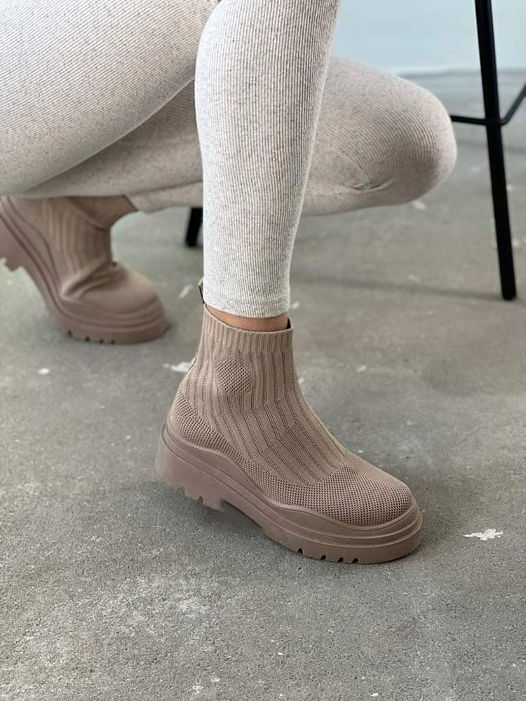 Platform Round Toe Knit Boots