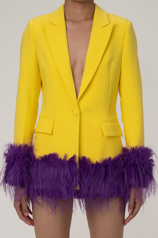 Spectacular Lapel Shoulder Pad Cinched Waist Contrast Faux Fur Party Blazer